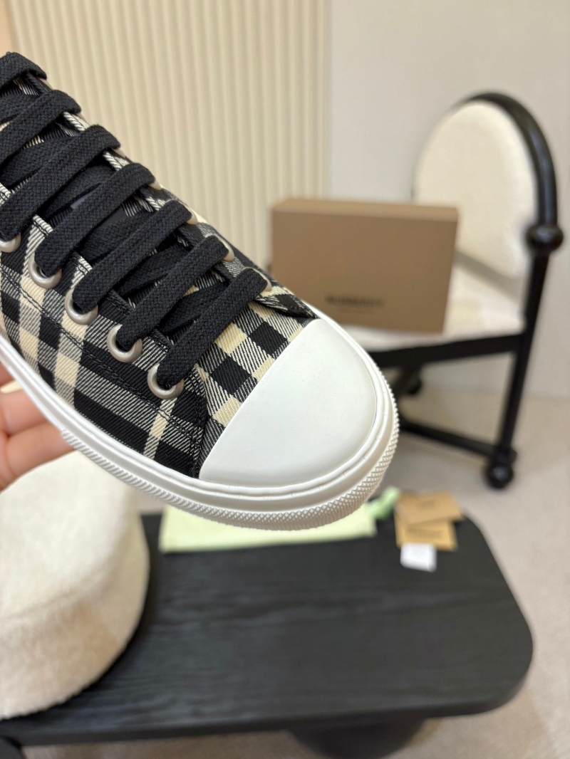 Bv*b*rry